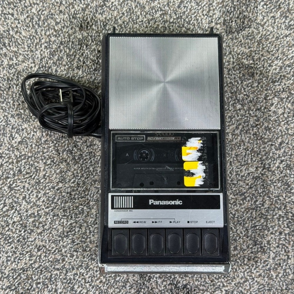 Panasonic RQ-210S Portable Cassette Tape Recorder Vintage AC Battery NOT TESTED
